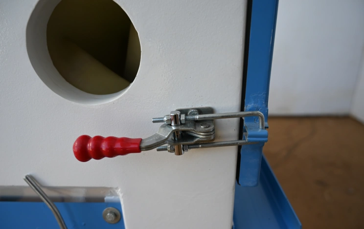 Grit Blasting Machine Manufacturer in the United Kingdom