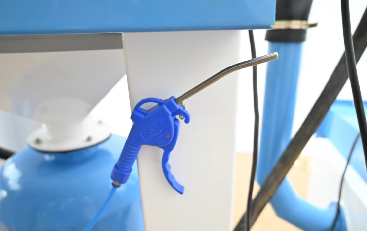 Pressure Grit Blasting Cabinet
